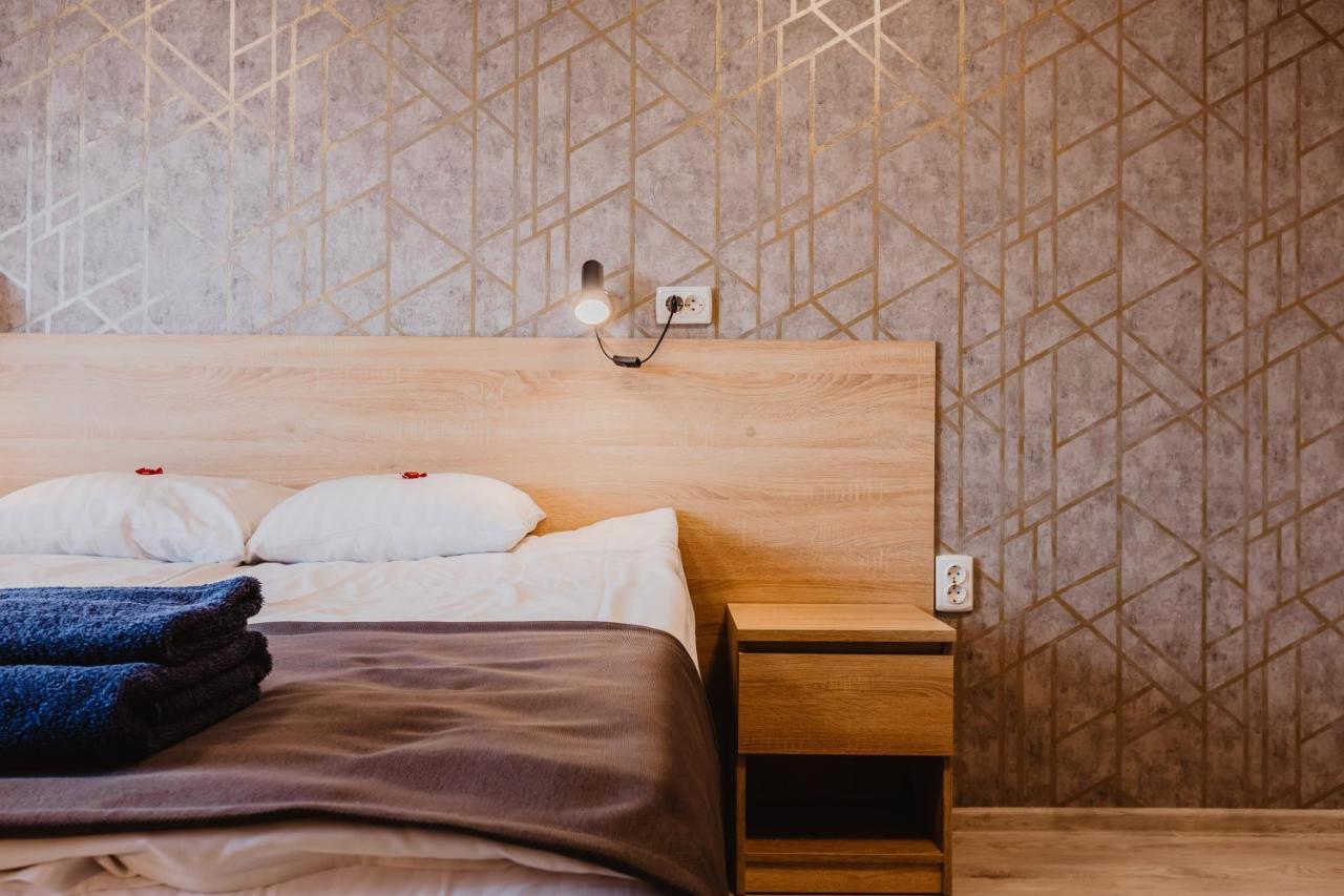 Aleksandri Hotel Tartu Extérieur photo