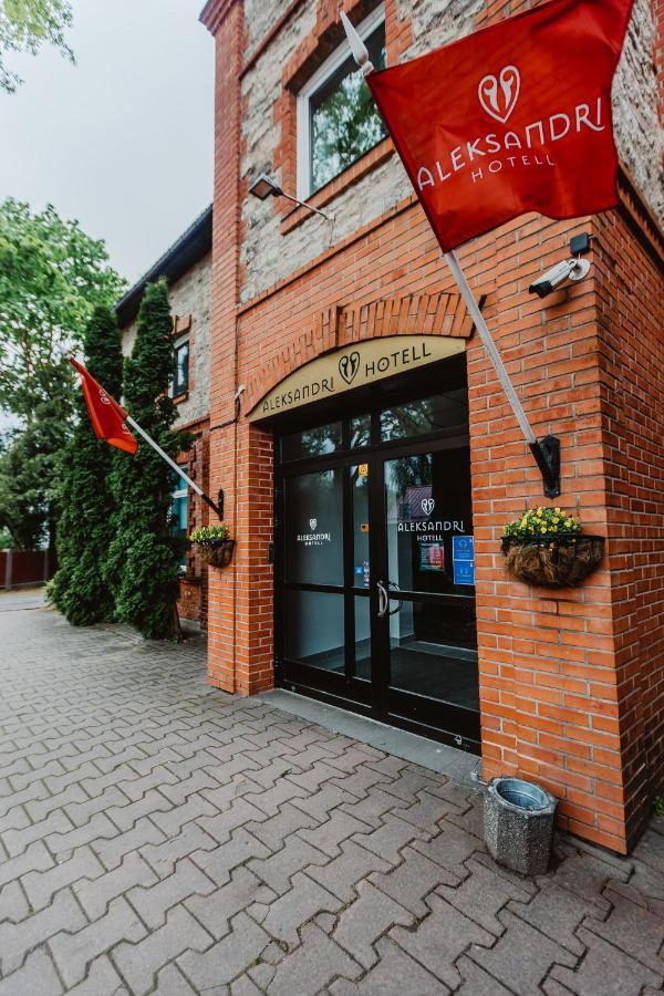 Aleksandri Hotel Tartu Extérieur photo