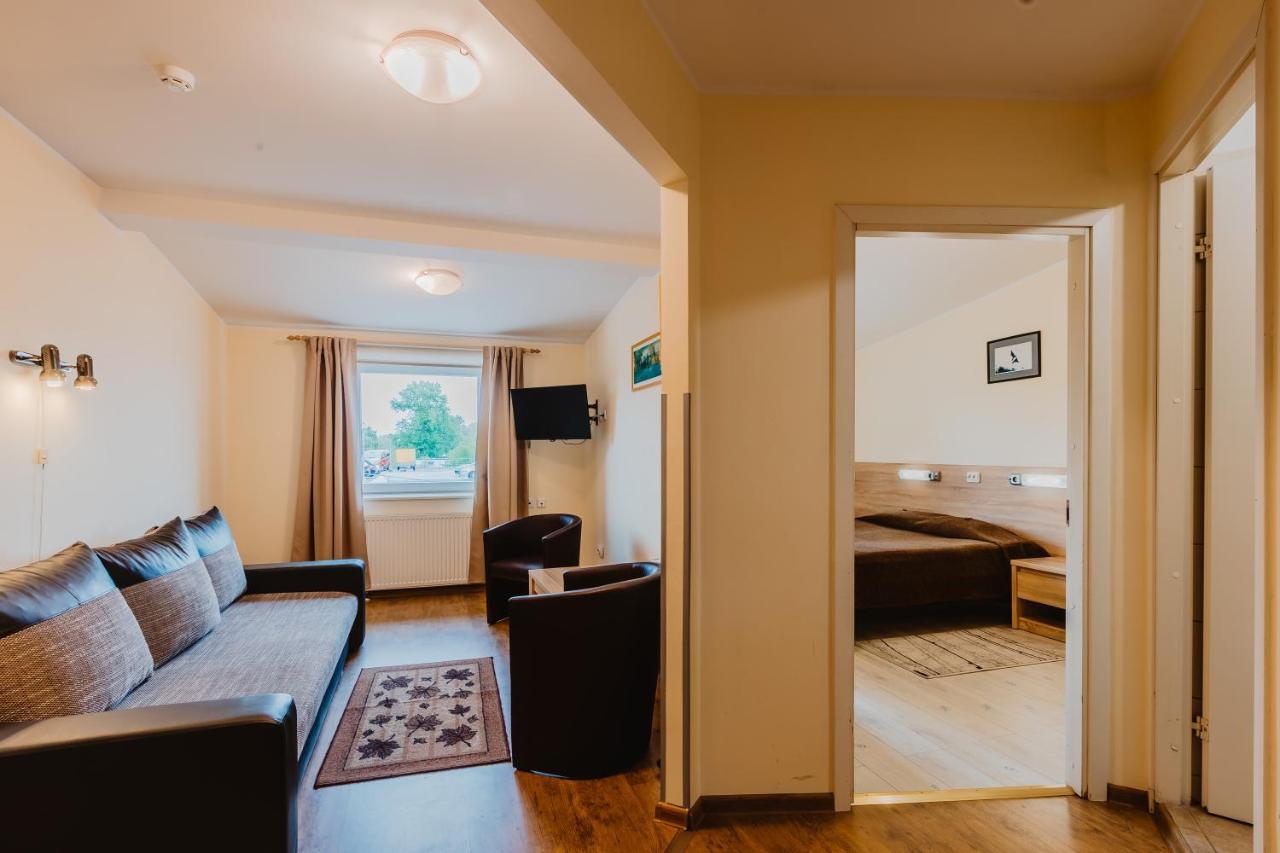 Aleksandri Hotel Tartu Extérieur photo