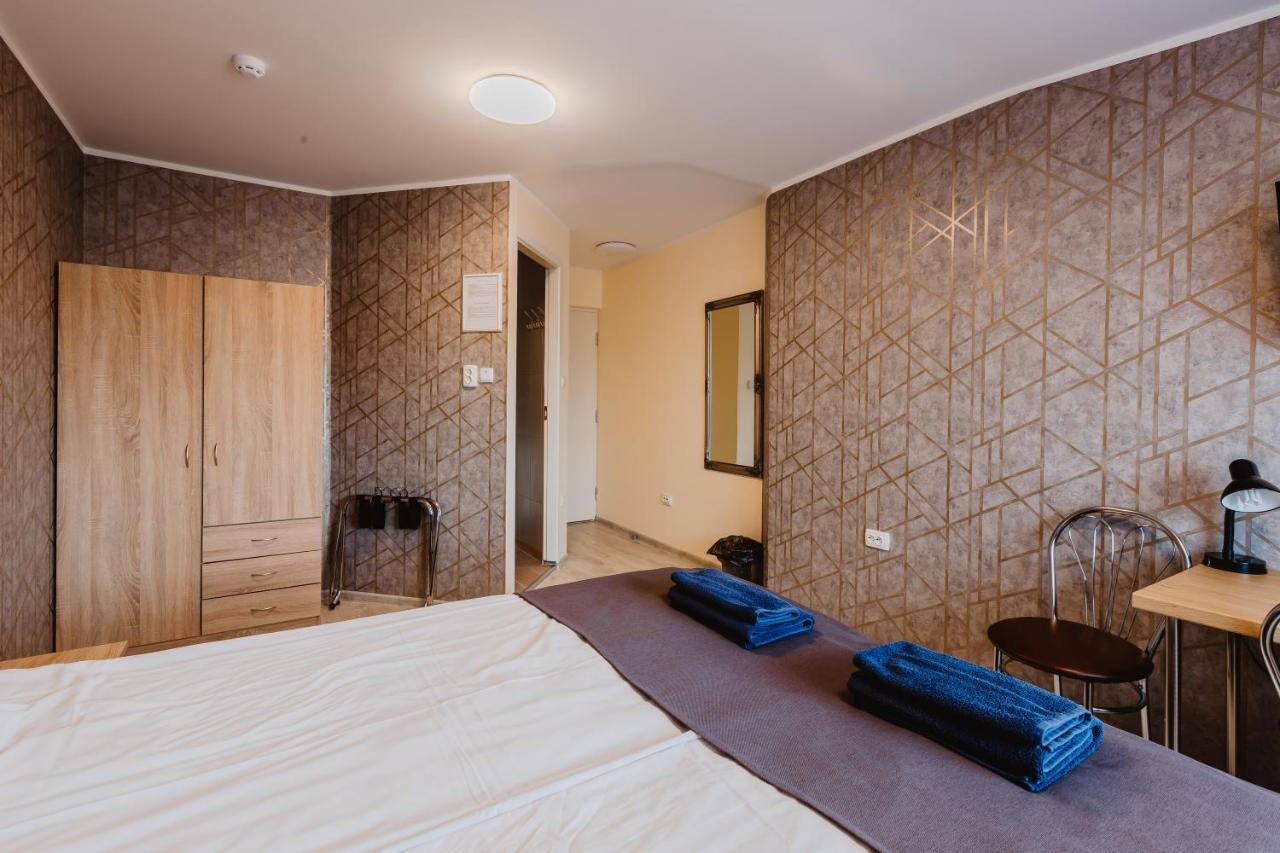 Aleksandri Hotel Tartu Extérieur photo