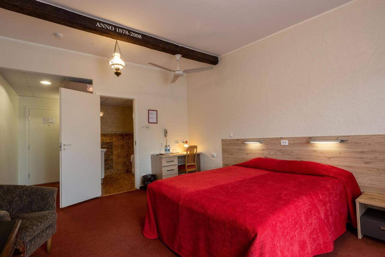 Aleksandri Hotel Tartu Extérieur photo