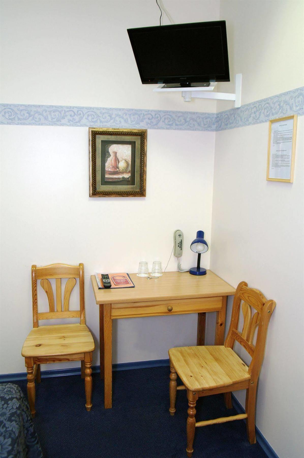 Aleksandri Hotel Tartu Extérieur photo