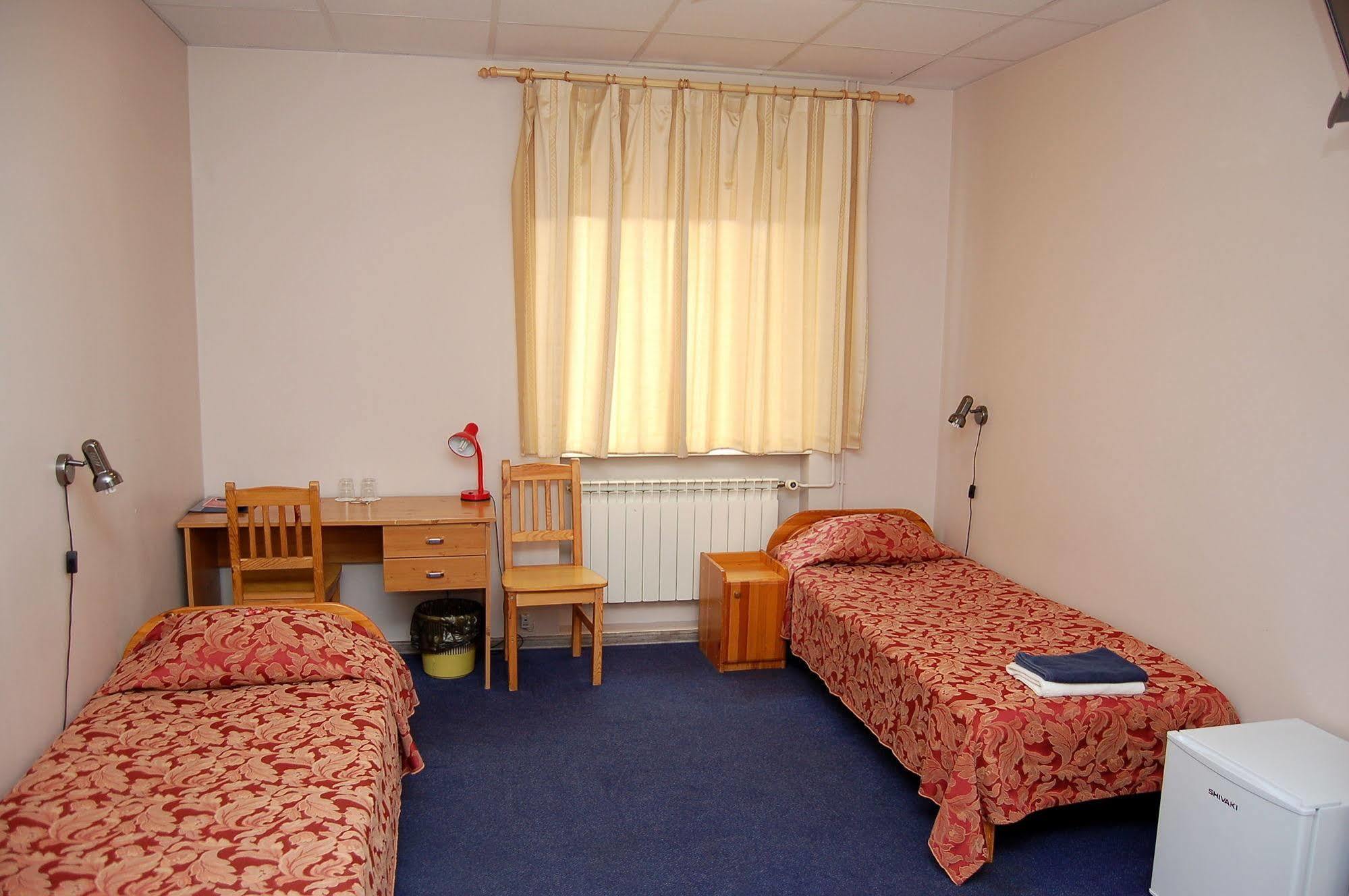 Aleksandri Hotel Tartu Extérieur photo