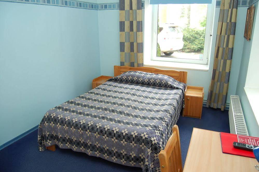 Aleksandri Hotel Tartu Extérieur photo
